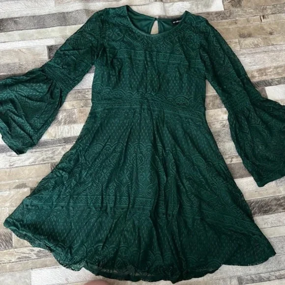 my michelle green dress My Michelle Formal Sequined Dress Size 7 Emerald Green Backless